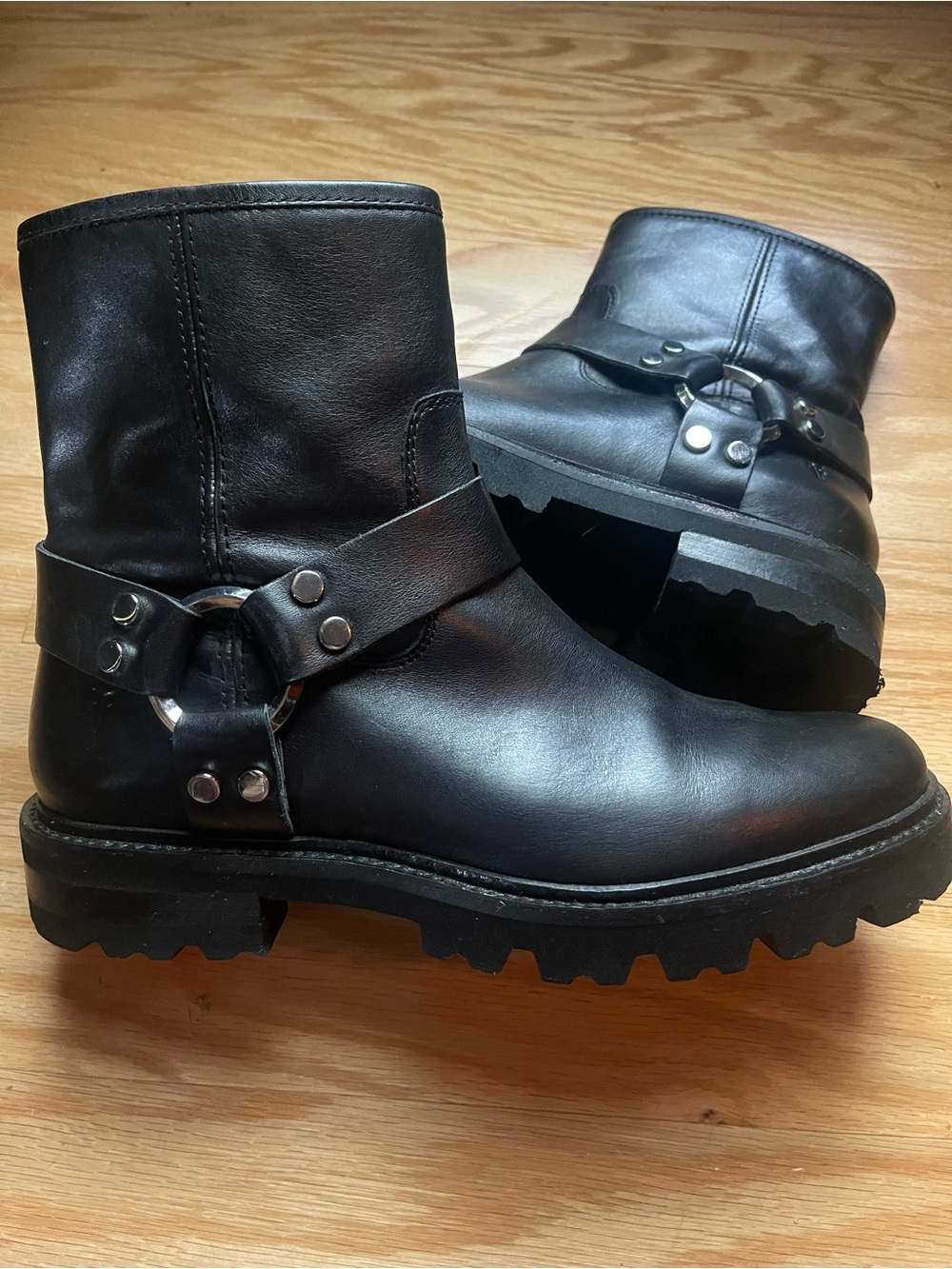 Frye Olivia Harness Short Boots Leather 9.5 Black
